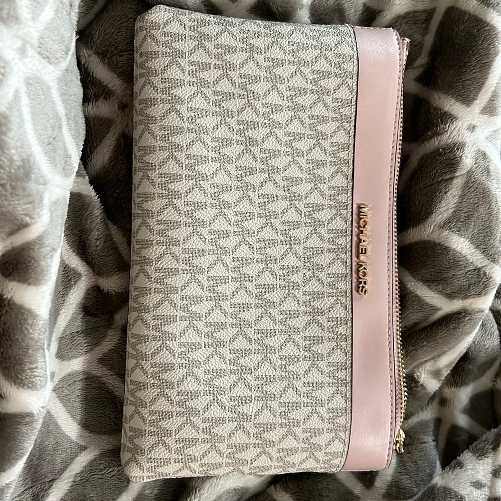 Michael Kors bag